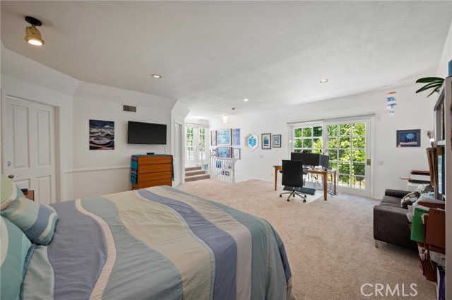 17034 Escalon Drive, Encino CA: https://media.crmls.org/medias/822fa1f6-568a-409f-a7b6-3a4055a88991.jpg