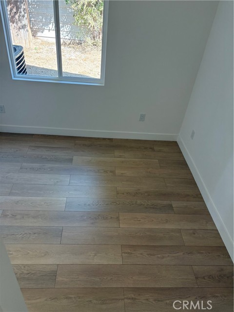 Detail Gallery Image 9 of 10 For 1003 1003-2 E Colton, Redlands,  CA 92374 - 3 Beds | 1 Baths