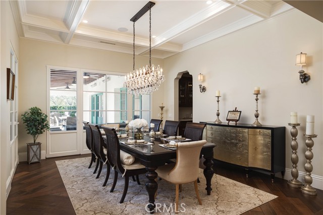 Detail Gallery Image 10 of 34 For 25 Blue Grass, Irvine,  CA 92603 - 6 Beds | 6/3 Baths