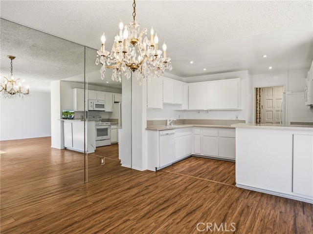 5875 Doverwood Drive, 103 photo 16
