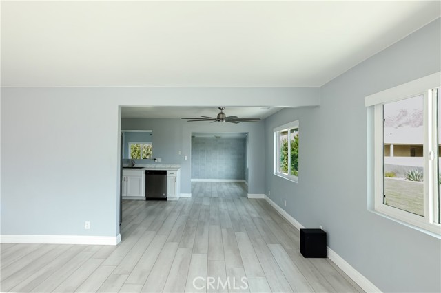 54055 Avenida Velasco, La Quinta CA: https://media.crmls.org/medias/8231499b-8fc3-452b-adfd-a4986a2b832b.jpg