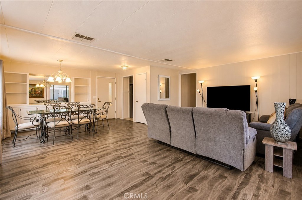 MLS #SR26182891 image #6
