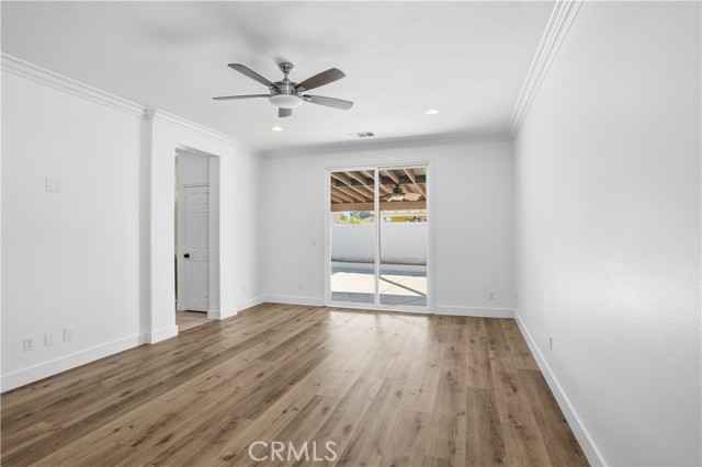 Detail Gallery Image 30 of 42 For 329 Sparkler, Perris,  CA 92571 - 4 Beds | 2 Baths