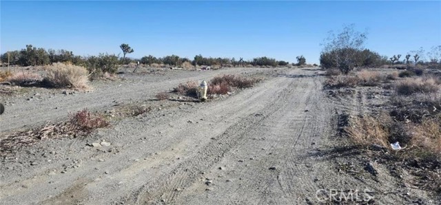 0 Smoke Tree Road, Pinon Hills, California 92372, ,Commercial Sale,For Sale,0 Smoke Tree Road,CRIV24188616