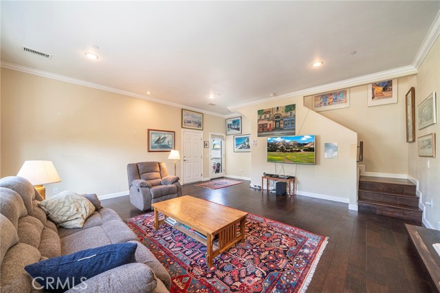 8513 Day Street, Sunland, CA, 91040 8513 Day Street, Sunland, CA, 91040