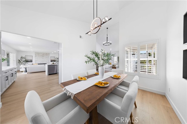 Image 7 of 53 For 25885 Astor Way