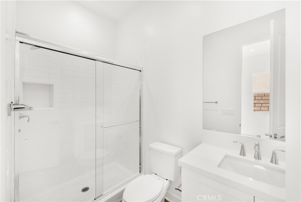 https://media.crmls.org/medias/823430f9-c96e-4866-82dc-3071749ddc86.jpg?preset=X-Large