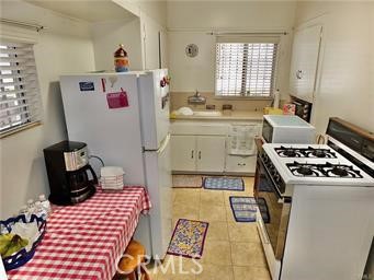 Detail Gallery Image 19 of 35 For 230 -230 1/2 N Alvarado St, Los Angeles,  CA 90026 - 2 Beds | 2 Baths