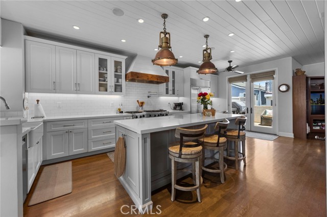2326 The Strand, Hermosa Beach CA: https://media.crmls.org/medias/8235ed87-6530-4175-a8c9-15ce70f8826e.jpg
