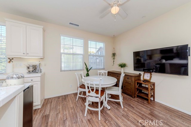1133 Maag Place, Fullerton CA: https://media.crmls.org/medias/8236a03e-338c-470b-b420-5c2b3282e82f.jpg