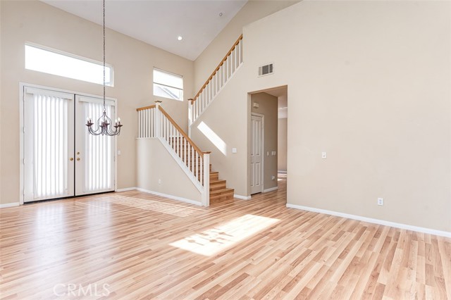 Front Image Thumbnail for CRPW25249342