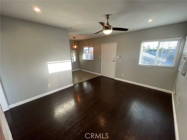 Detail Gallery Image 12 of 17 For 1707 W 81st, Los Angeles,  CA 90047 - 1 Beds | 1 Baths