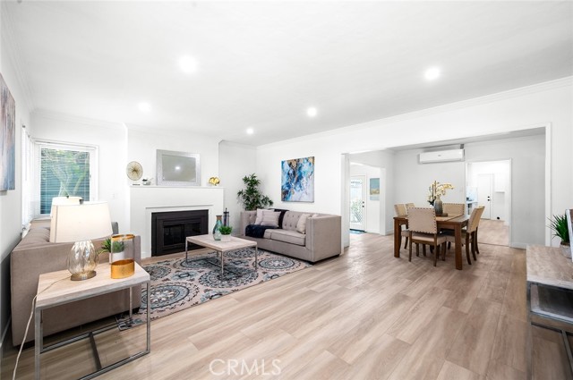 292 Covina Avenue, Long Beach CA: https://media.crmls.org/medias/8237a4b5-9f3c-41e1-bdd0-2eb8b4bee5f4.jpg