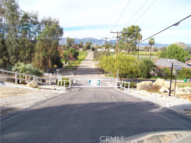 42540 Brix, Hemet CA: https://media.crmls.org/medias/8237b892-b732-4fb5-8f47-ca11b2c870a0.jpg