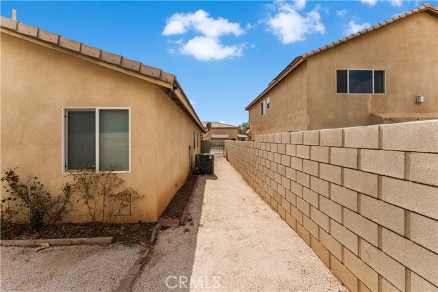 Detail Gallery Image 23 of 24 For 45402 Spahn Ln, Lancaster,  CA 93535 - 4 Beds | 2 Baths