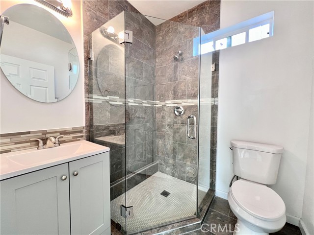 Detail Gallery Image 6 of 13 For 12228 Roseton a,  Norwalk,  CA 90650 - 1 Beds | 1 Baths