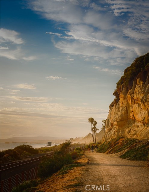 701 Avenida Presidio, San Clemente CA: https://media.crmls.org/medias/823a3b60-626c-4261-8bf9-0fed440a0d7b.jpg
