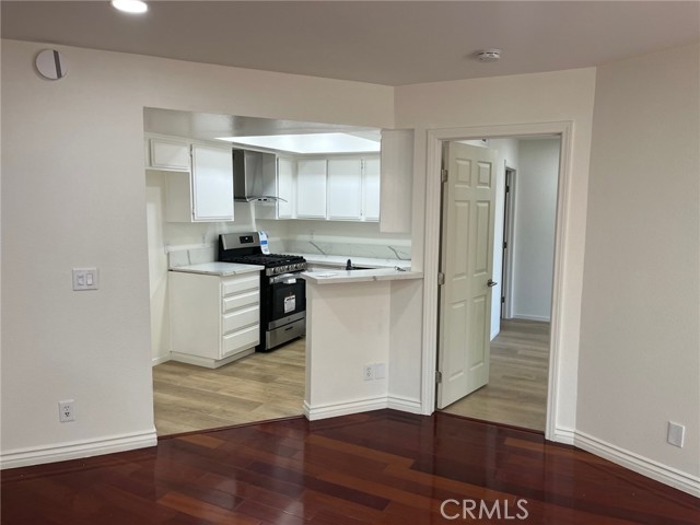 14610 Erwin Street, Van Nuys CA: https://media.crmls.org/medias/823a7f3c-4e3b-468c-8e1f-57709105becf.jpg