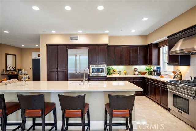 Detail Gallery Image 13 of 42 For 23500 Park Sorrento #D24,  Calabasas,  CA 91302 - 3 Beds | 3/1 Baths