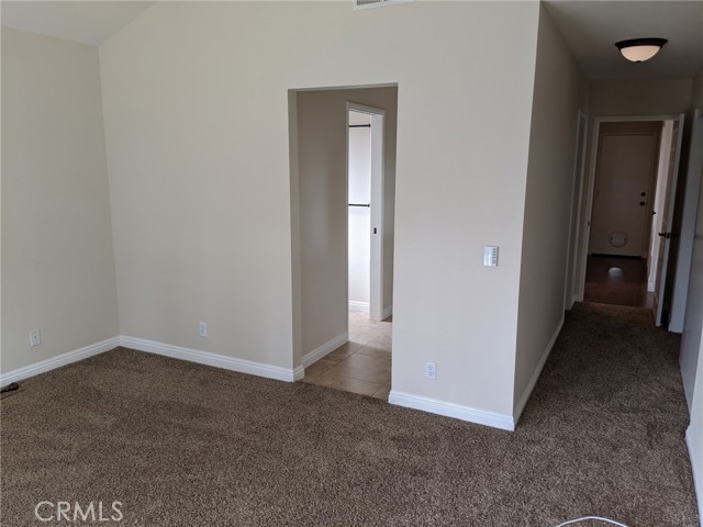 2002 Springcreek Circle, Upland CA: https://media.crmls.org/medias/823af49a-63f0-4e67-a441-08afb8b17c1f.jpg