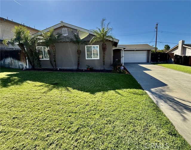 Detail Gallery Image 3 of 42 For 2172 Kellogg Ave, Corona,  CA 92879 - 3 Beds | 2 Baths