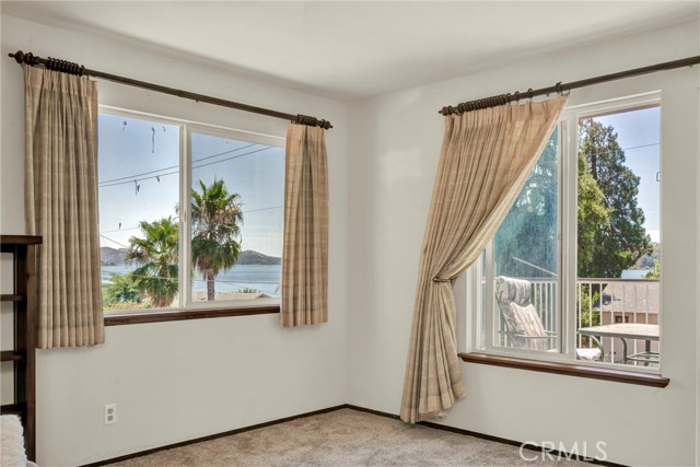 7846 Alston Way, Lucerne CA: https://media.crmls.org/medias/823b7a69-9745-4086-88e9-b9c949dbbe5b.jpg