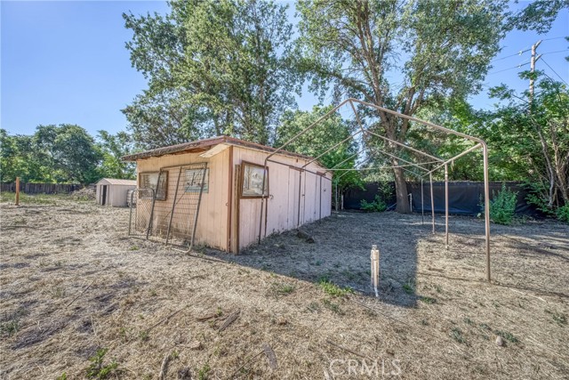 9742 Bonham Road, Lower Lake CA: https://media.crmls.org/medias/823b840d-b5e4-4b5c-8c64-34e72ad03505.jpg