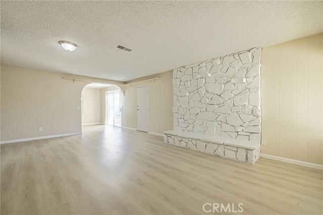 Detail Gallery Image 7 of 39 For 41136 174th, Lancaster,  CA 93535 - 4 Beds | 2 Baths