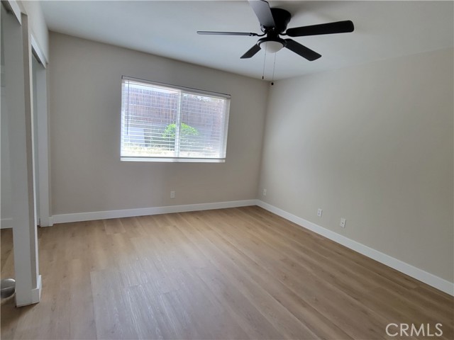 Detail Gallery Image 9 of 15 For 15475 Shadow Mountain Ln, Lake Elsinore,  CA 92530 - 3 Beds | 2 Baths