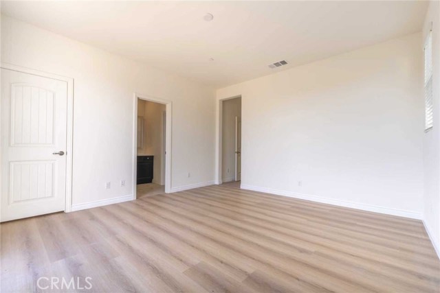 Detail Gallery Image 5 of 11 For 2437 Crater Ave #NEXT GEN,  Rialto,  CA 92377 - 2 Beds | 1 Baths
