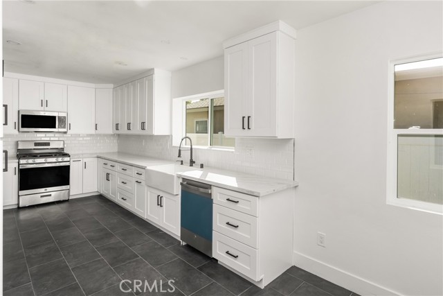 Detail Gallery Image 16 of 36 For 2451 Daisy, Long Beach,  CA 90806 - 2 Beds | 1 Baths