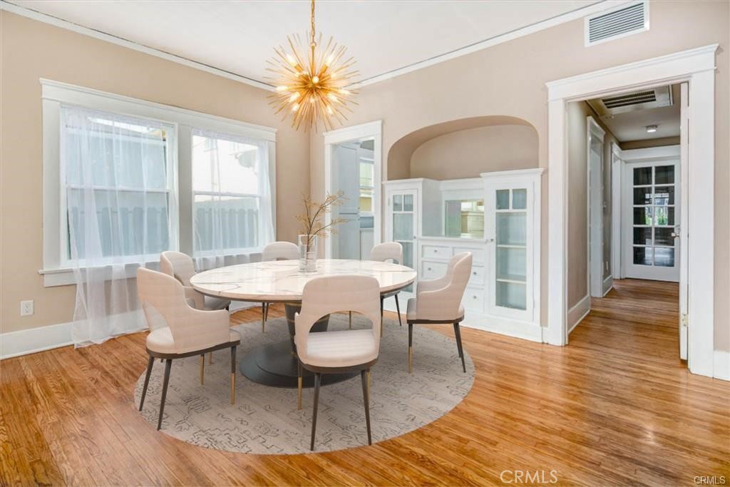 107 N Columbus Avenue #1/2