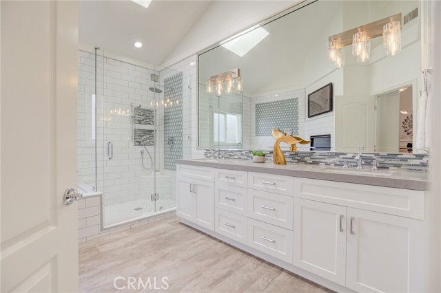 2220 Gates Avenue, Redondo Beach, California 90278, 4 Bedrooms Bedrooms, ,2 BathroomsBathrooms,Residential,Sold,Gates,SB21194759