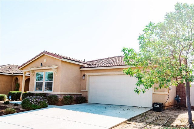 2436 Tulip Drive, Perris CA: https://media.crmls.org/medias/823e39c4-3b80-4237-8e16-318c2de57f14.jpg