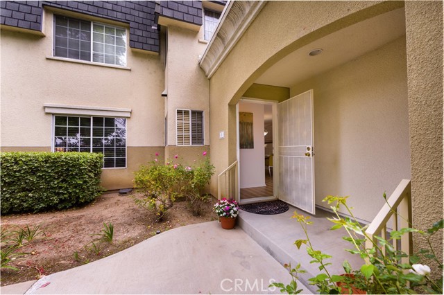 Detail Gallery Image 21 of 26 For 6500 Tampa Ave #1,  Reseda,  CA 91335 - 4 Beds | 2 Baths
