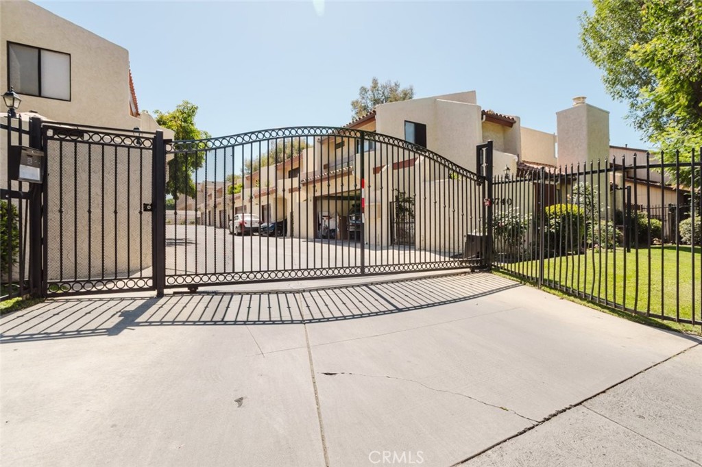 8740 Willis Avenue #6