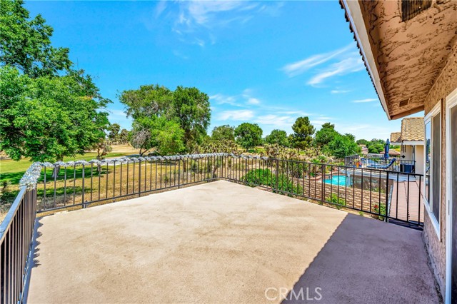 433 Fairway Drive, Palmdale CA: https://media.crmls.org/medias/823f70a6-7507-4cc3-a305-1a4adeac143d.jpg