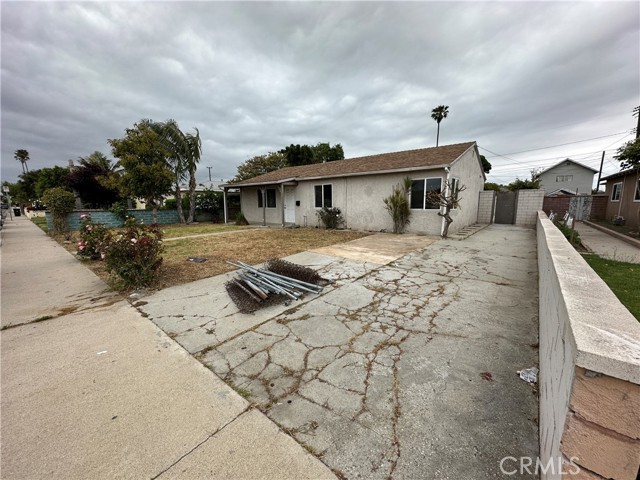 3328 East Clinton Street photo 2