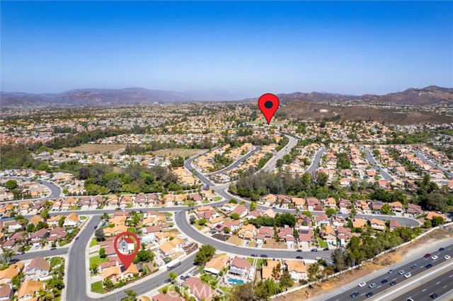 24822 Fire Falls Drive, Murrieta CA: https://media.crmls.org/medias/823faa2b-a614-4b13-81e8-a5ab07465652.jpg