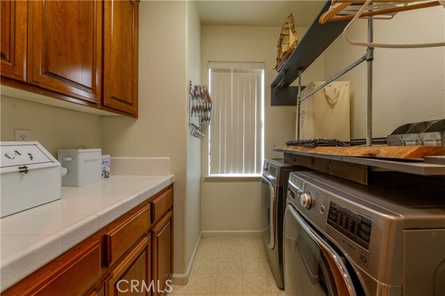 Detail Gallery Image 21 of 51 For 1420 San Antonio St, Los Banos,  CA 93635 - 5 Beds | 3 Baths
