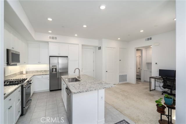 Image 5 of 17 For 26973 Prospector Road 203