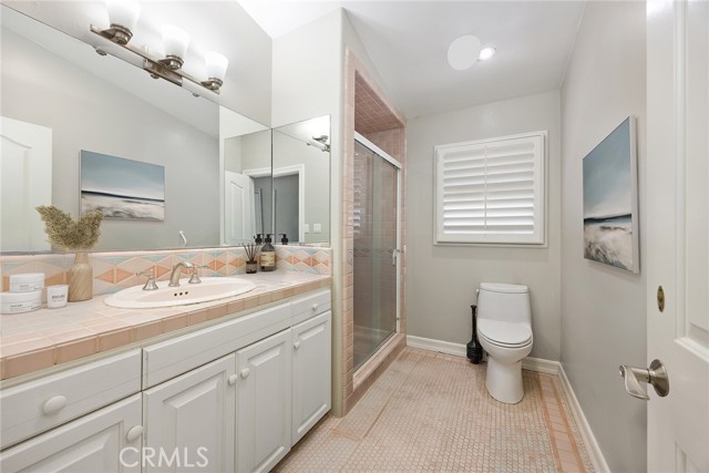 417 W Las Palmas Drive, Fullerton CA: https://media.crmls.org/medias/82412966-81ef-40ea-acfe-ce157d83d443.jpg