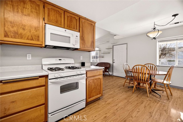 Detail Gallery Image 7 of 25 For 2767 Lowell Dr, Chico,  CA 95973 - 3 Beds | 2 Baths