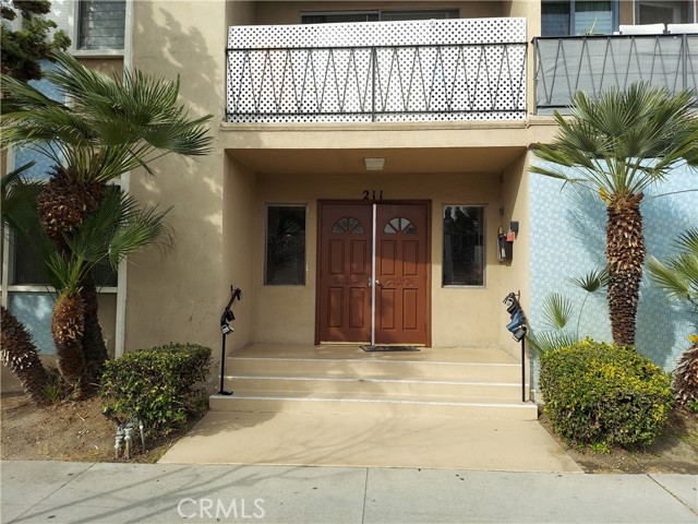 211 E California Ave #A8, Glendale, CA 91206