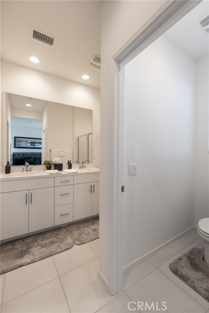 Detail Gallery Image 18 of 36 For 8474 Explorer, Chino,  CA 91708 - 2 Beds | 2/1 Baths