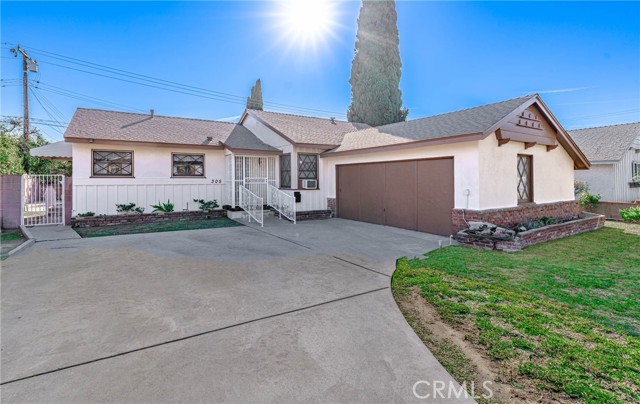 Detail Gallery Image 1 of 1 For 305 W Oakmont Dr, Montebello,  CA 90640 - 3 Beds | 2 Baths