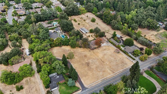 Detail Gallery Image 4 of 15 For 875 El Monte Ave, Chico,  CA 95928 - 3 Beds | 2 Baths
