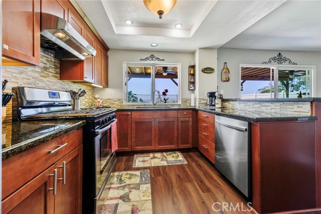 22075 Naples Drive, Moreno Valley CA: https://media.crmls.org/medias/824271fc-27dd-4675-9fd0-14647793ea08.jpg
