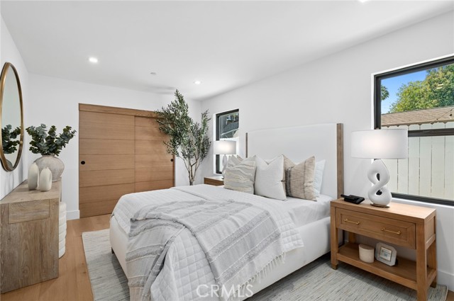 Detail Gallery Image 19 of 35 For 281 Santo Tomas Ave, Costa Mesa,  CA 92627 - 4 Beds | 4/1 Baths
