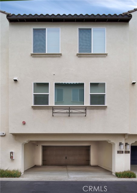 330 Ford Road, Costa Mesa CA: https://media.crmls.org/medias/82436bb0-abf3-4f4b-981b-b35a5b388649.jpg